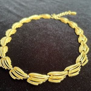 VINTAGE MONET Signed Choker Necklace